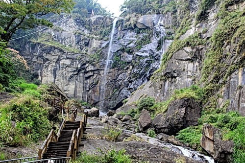 古坑草嶺風景區-草嶺十景：蓬萊瀑布、斷崖春秋、峭壁雄風、水濂洞、青蛙石、奇妙洞、斷魂谷、同心瀑布、連珠池、清溪小天-雲林100+景點徵選