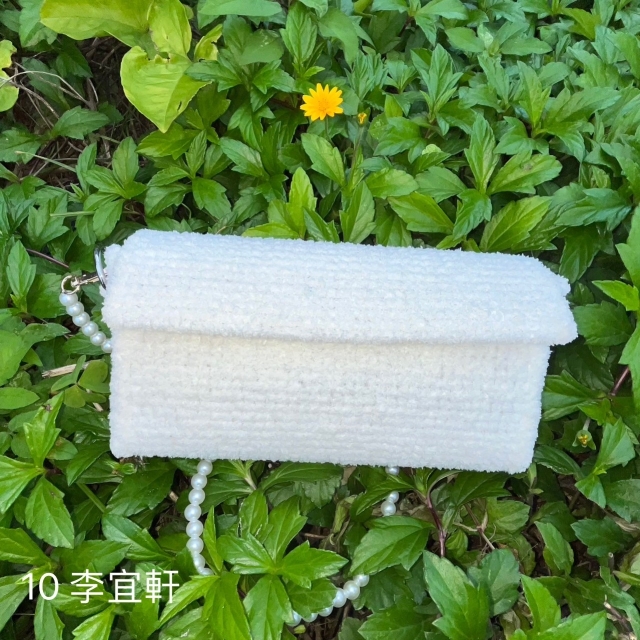 毛線祖母格斜挎包-2025朝陽鈕扣街 再生實驗