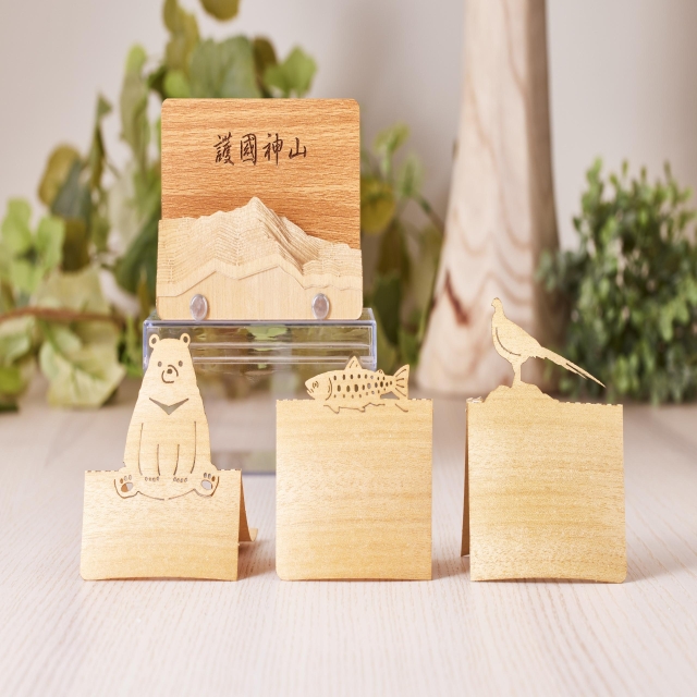 台灣玉山木雕年曆-2025 臺中市政府青年創業品牌推廣計畫-十大新創之星遴選活動