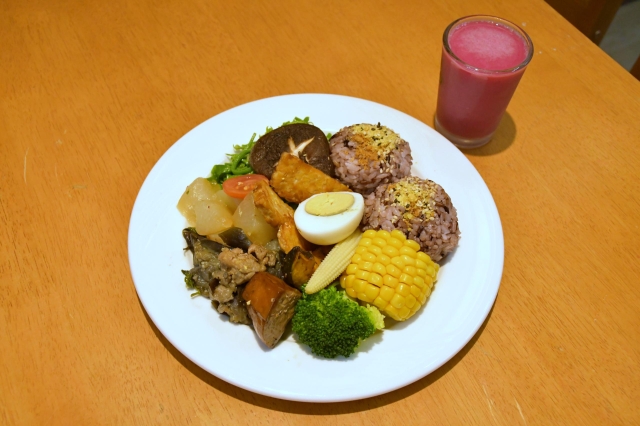 【春天輕食養生健康館】_花蓮市-2025【集食饗樂】健康餐盒人氣店家票選