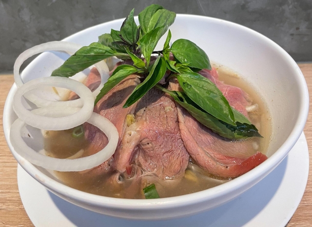 依鼎越式美食-2025 GGA foodpanda 饕客金選獎投票活動