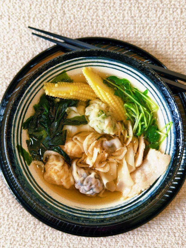 彩虹水母護眼餛飩湯-癌症關懷基金會 第四屆 親子料理選拔大賽【睛彩料理王！】