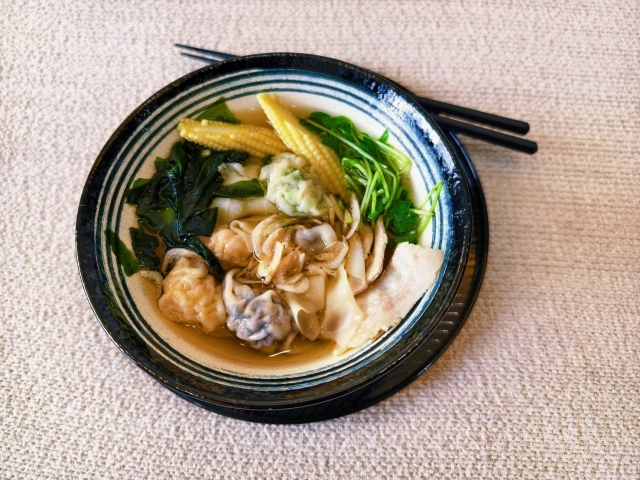 彩虹水母護眼餛飩湯-癌症關懷基金會 第四屆 親子料理選拔大賽【睛彩料理王！】