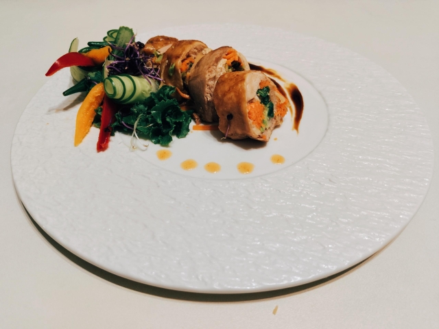 彩虹蔬香雞腿捲 × 客家桔醬花園-癌症關懷基金會 第四屆 親子料理選拔大賽【睛彩料理王！】