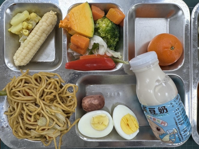 營養午餐美味又均衡-癌症關懷基金會 MyPlate！我的餐盤拍照換好禮