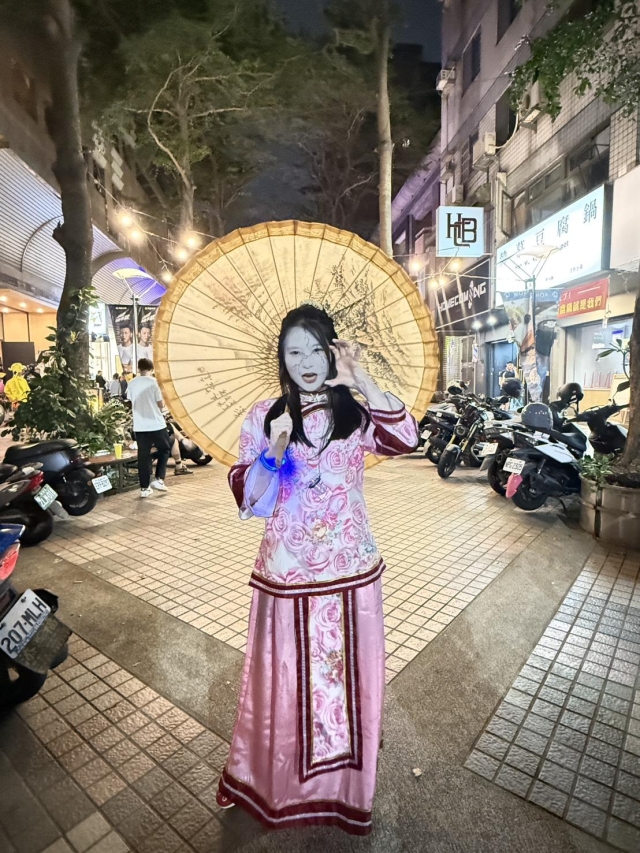 21-2025萬聖節醉鬼遊街趣-詭怪選美
