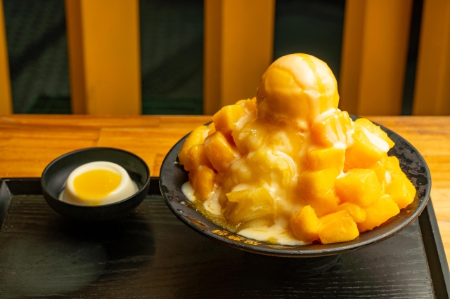 芒果冰-2025 台灣美食爭霸戰：懂吃就來戰！票選年度神級美食，贏 $800 加菜金＆雞排！