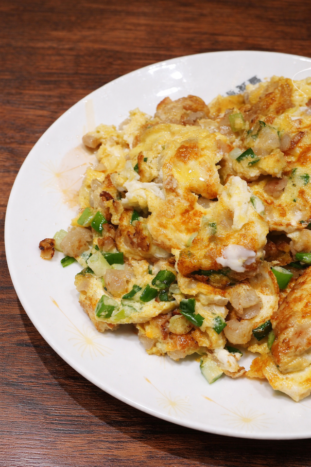 蕎麥燒酎(on the rocks or 湯割) × 香蒜菜圃蛋-日本燒酎 × 台灣小吃