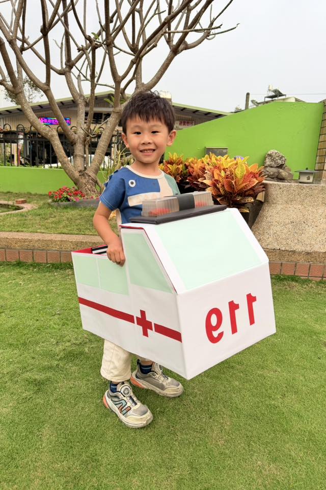 全村的希望 「救」是我-「紙箱變裝大賽」人氣王投票