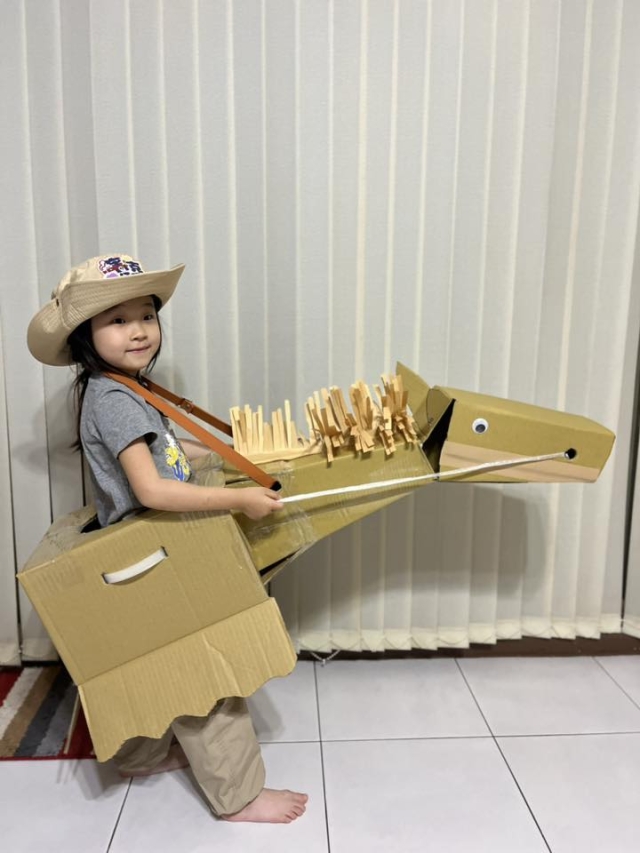 一馬當先、馬上有錢-「紙箱變裝大賽」人氣王投票