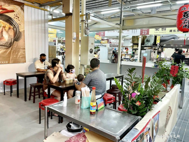 涼師父麻辣鴨血豆腐(台中北屯總站店)-「2026年十大模飯米料理」網路票選活動